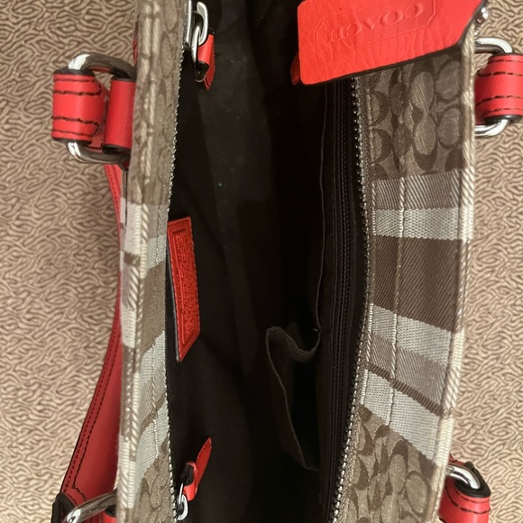 COACH Legacy Signature Tote - Picture 5 of 6